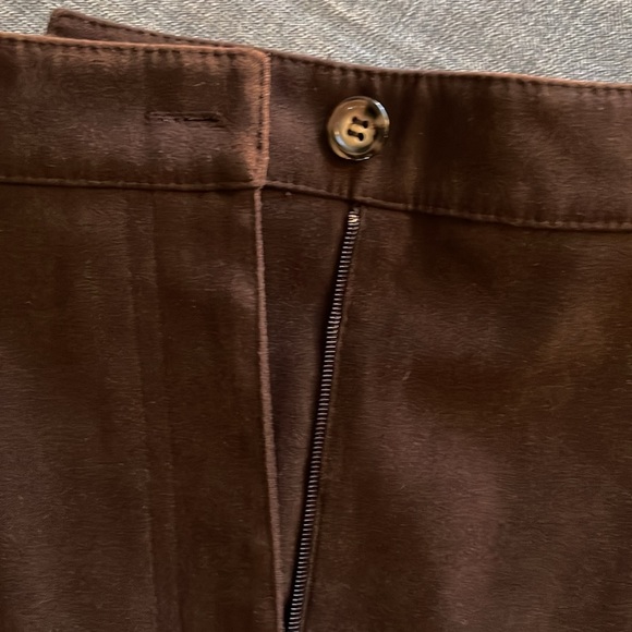 Talbots chocolate brown knee length skirt, front zip/button size 8 24-132 - Picture 5 of 9